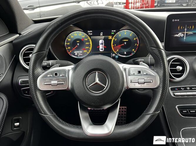 Mercedes C 300 44 mercedes C 300 2019