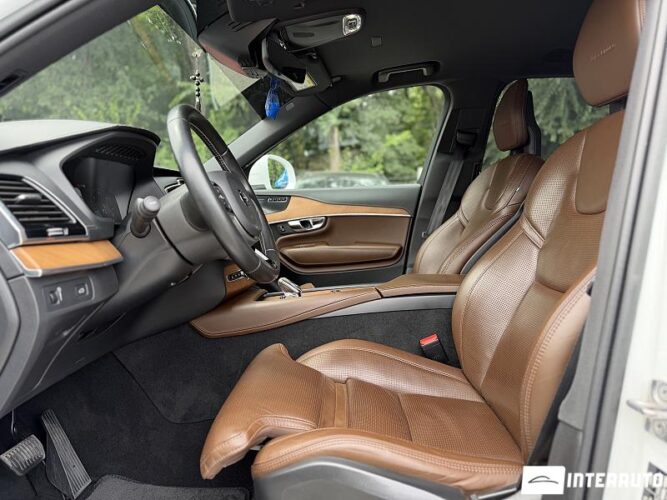 volvo XC 90 2020