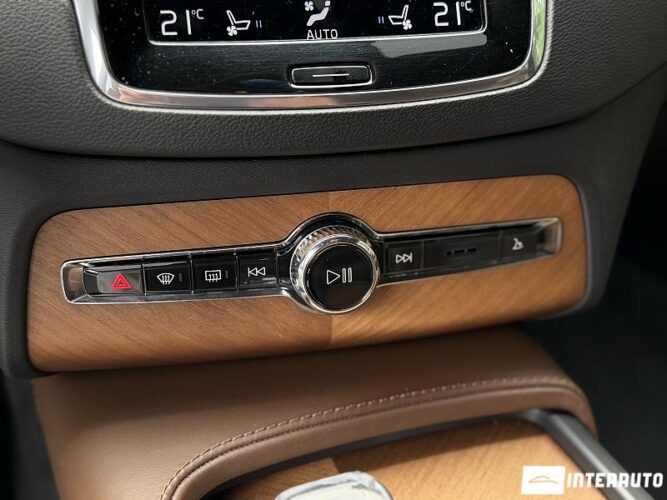 volvo XC 90 2020