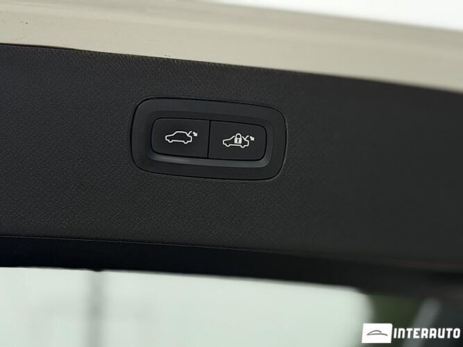 volvo XC 90 2020