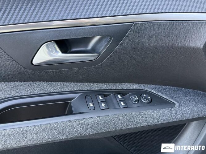 peugeot 5008 2018