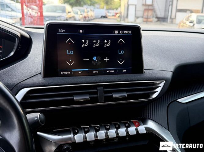 peugeot 5008 2018