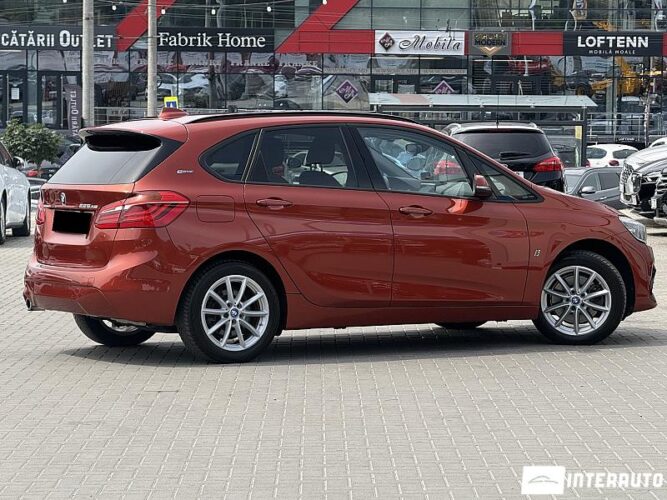 bmw 225XE 2018
