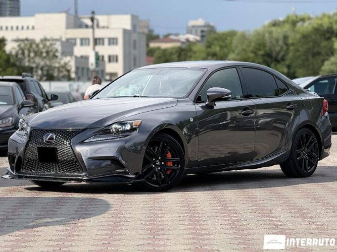 Lexus IS 200t 2015 doar la InterAuto