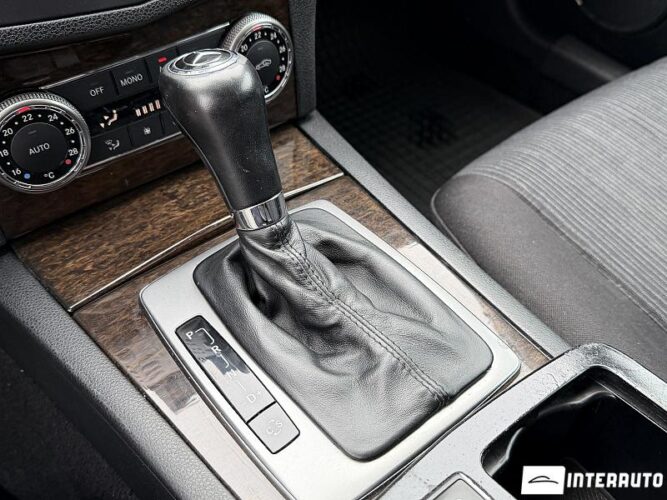 Mercedes C 220 42 mercedes C 220 2007