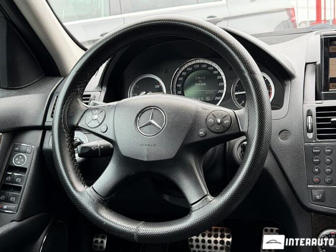 Mercedes C 220 37 mercedes C 220 2007