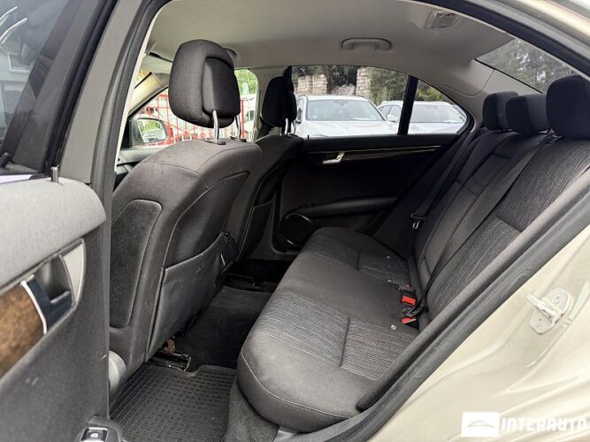 Mercedes C 220 46 mercedes C 220 2007