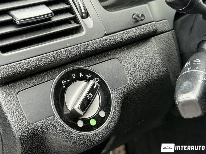 Mercedes C 220 44 mercedes C 220 2007