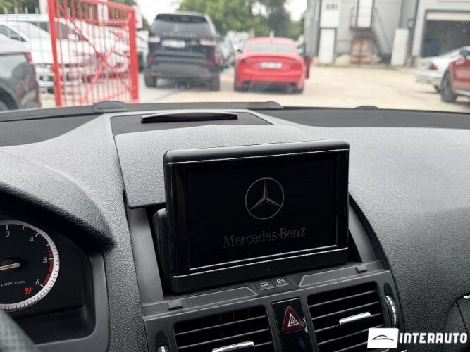 Mercedes C 220 41 mercedes C 220 2007