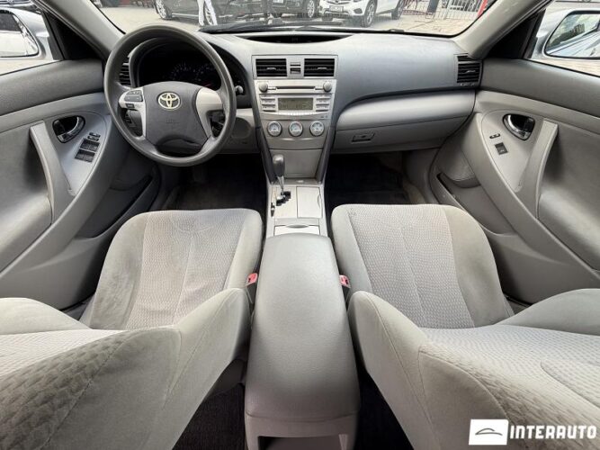 toyota Camry 2010
