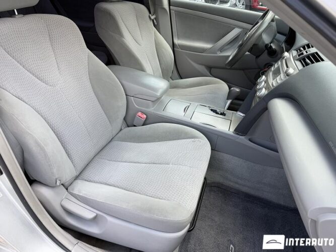 toyota Camry 2010