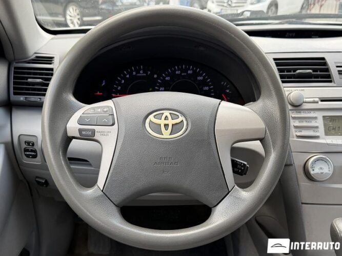 toyota Camry 2010