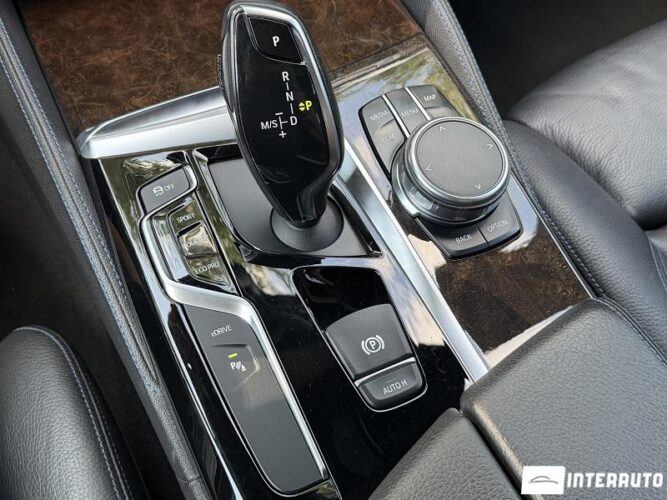 BMW 530e 46 bmw 530e 2017