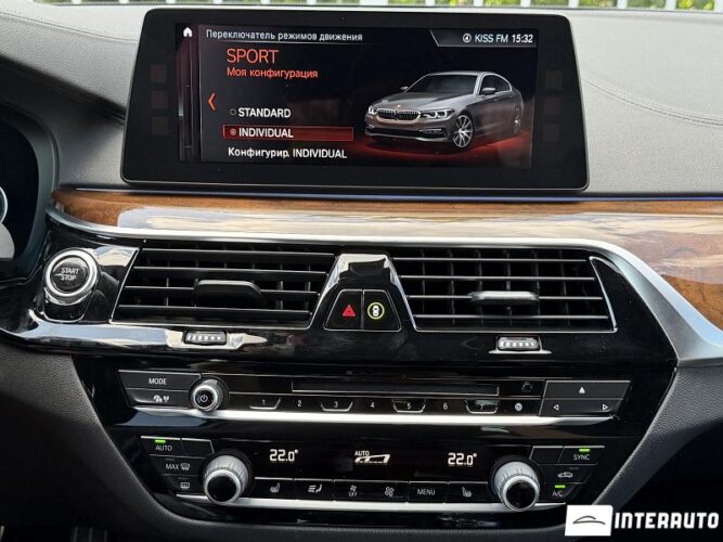 BMW 530e 44 bmw 530e 2017