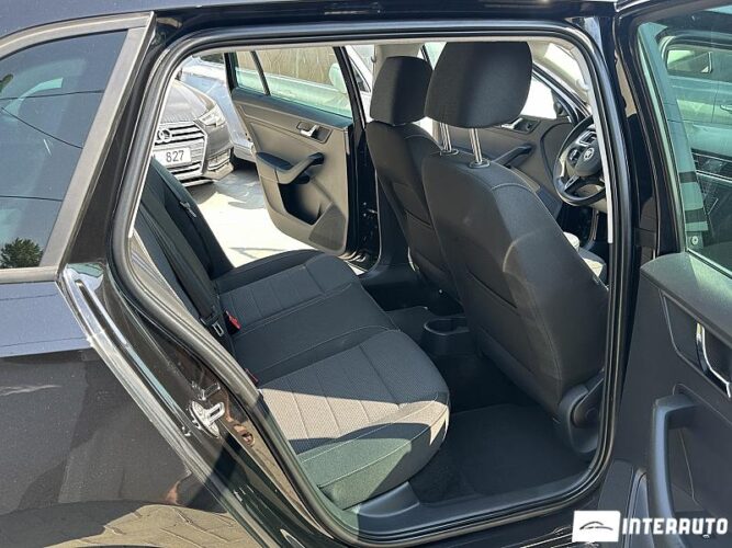Skoda Rapid 42 skoda Rapid 2014