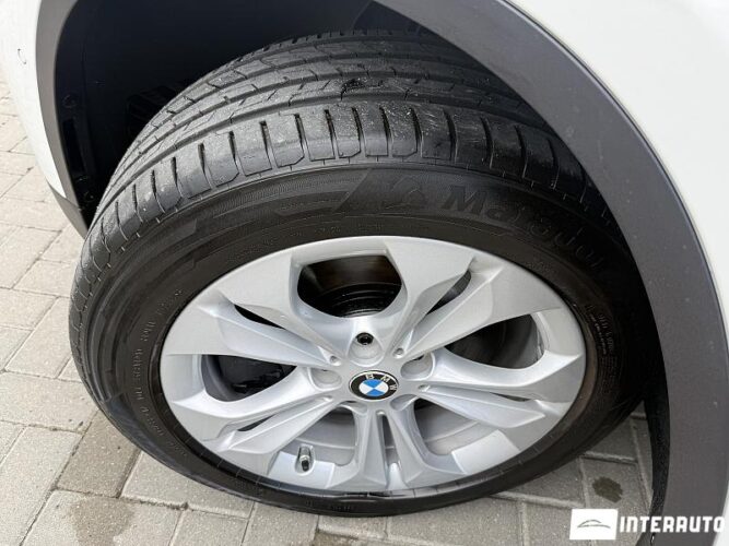 BMW X1 2.5e 53 bmw X1 2.5e 2020