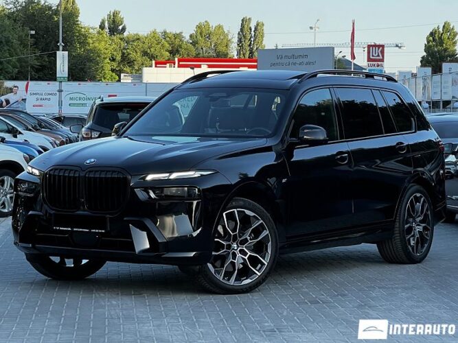 BMW X7 4.0d 2023 doar la InterAuto