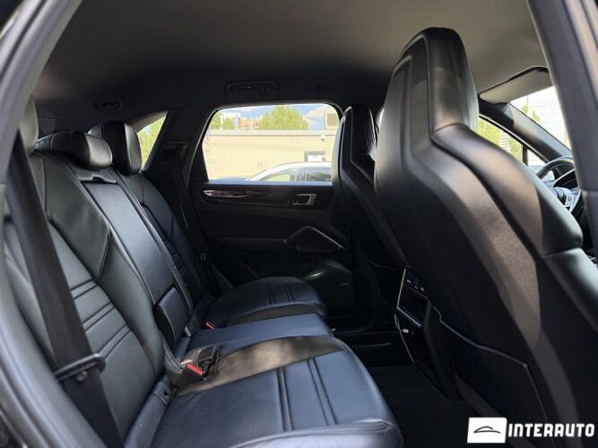 Porsche Cayenne S 51 porsche Cayenne S 2018
