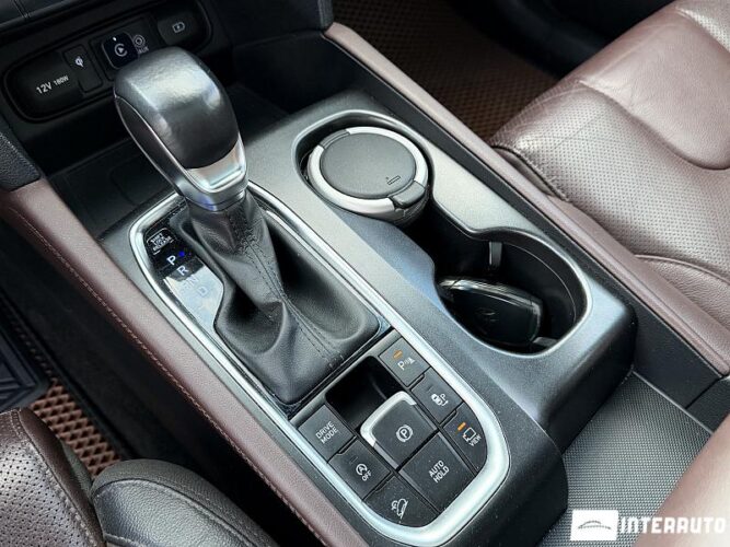Hyundai Santa Fe 53 hyundai Santa Fe 2019