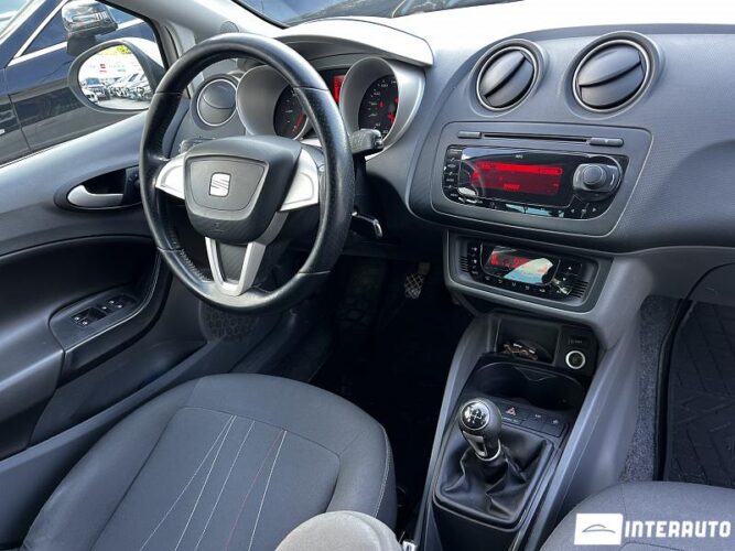 Seat Ibiza 32 seat Ibiza 2011