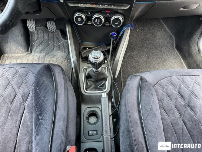 Dacia Duster 39 dacia Duster 2020