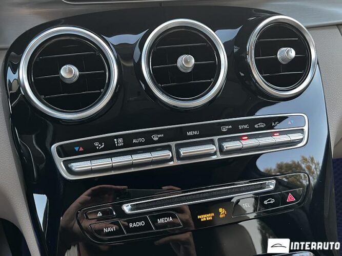 Mercedes C 300 39 mercedes C 300 2016