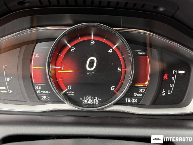 Volvo XC 60 40 volvo XC 60 2017