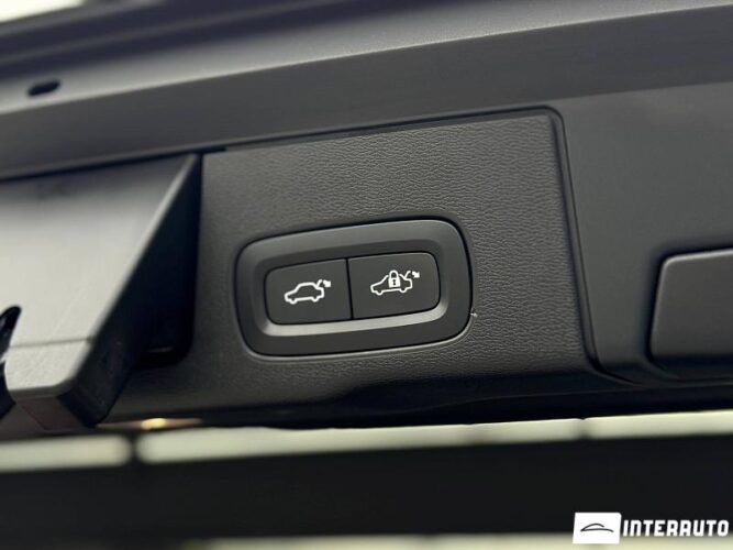 volvo XC 60 2020