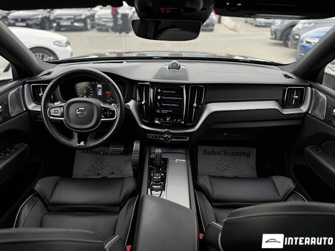 volvo XC 60 2020