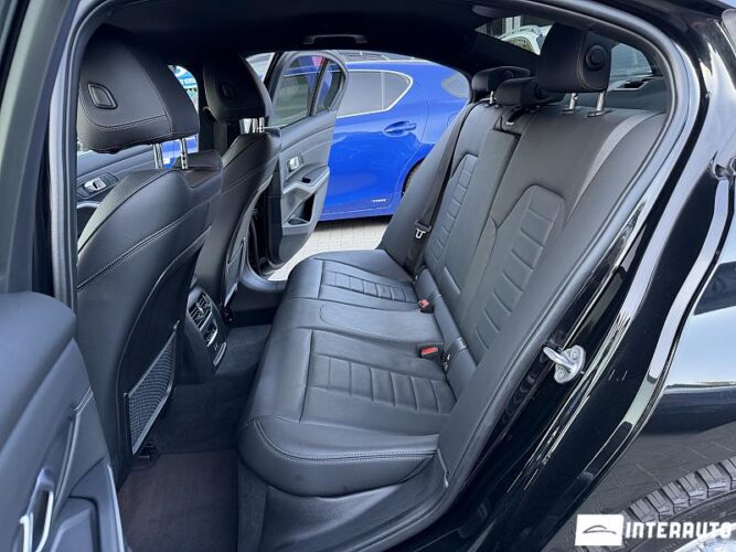 bmw 330E 2023