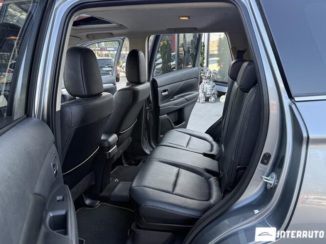 mitsubishi Outlander 2014
