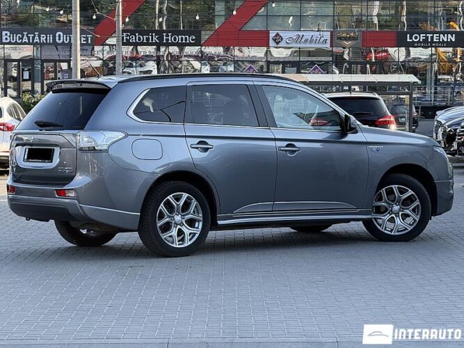mitsubishi Outlander 2014