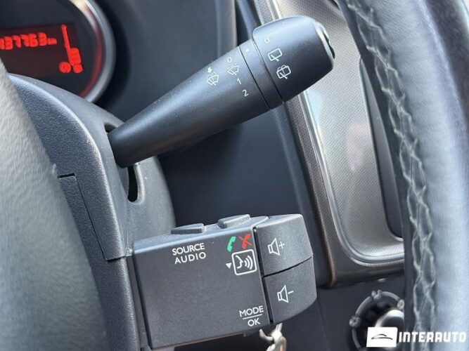 Dacia Sandero Stepway 38 dacia Sandero Stepway 2019