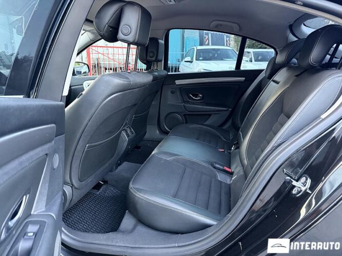 renault Laguna 2015