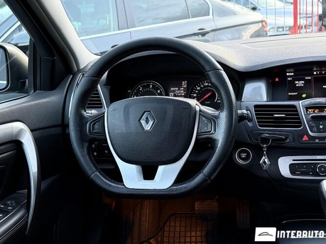 renault Laguna 2015