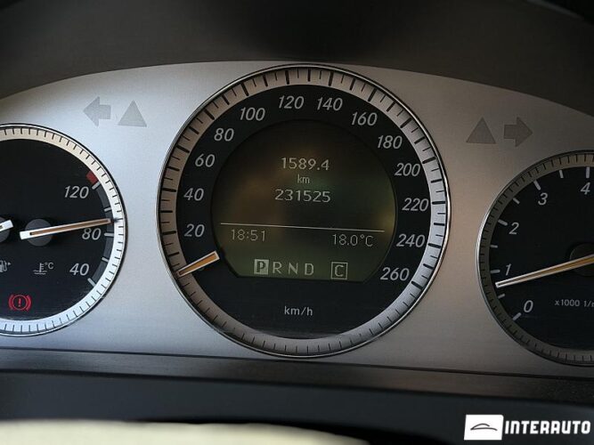 Mercedes C 200 37 mercedes C 200 2007