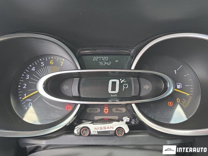 Renault Clio 39 renault Clio 2015