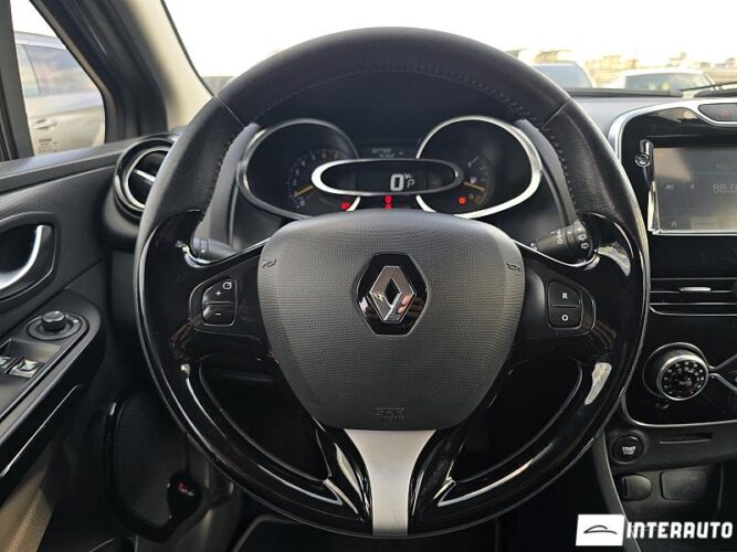 Renault Clio 38 renault Clio 2015