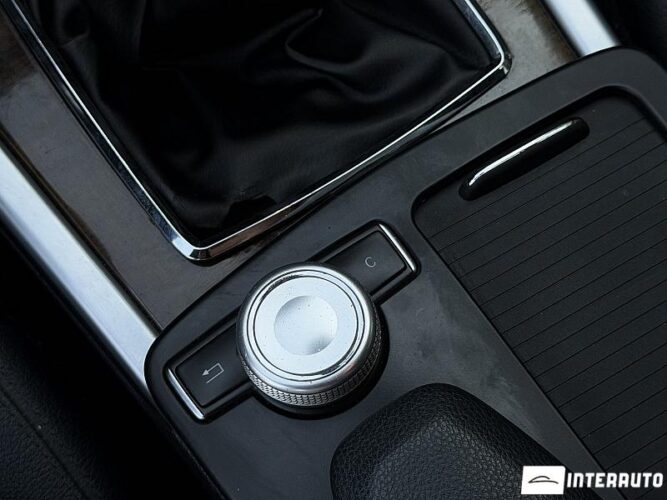 Mercedes E 250 44 mercedes E 250 2012