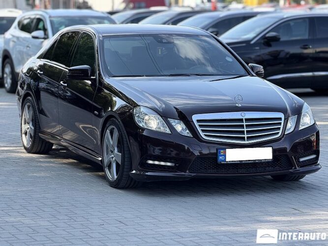 Mercedes E 250 32 mercedes E 250 2012