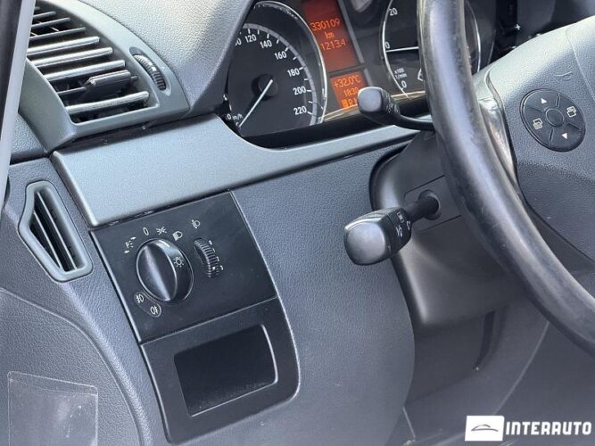 Mercedes Vito 39 mercedes Vito 2011