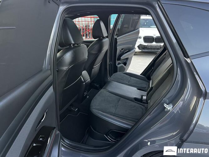 Hyundai Tucson 38 hyundai Tucson 2025