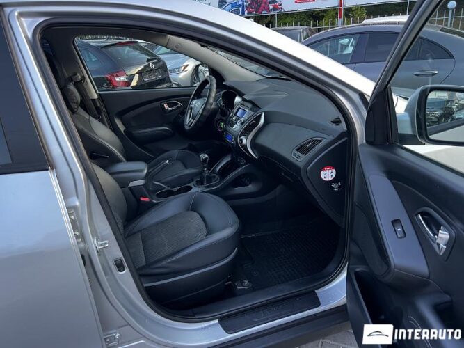 Hyundai ix35 35 hyundai ix35 2012