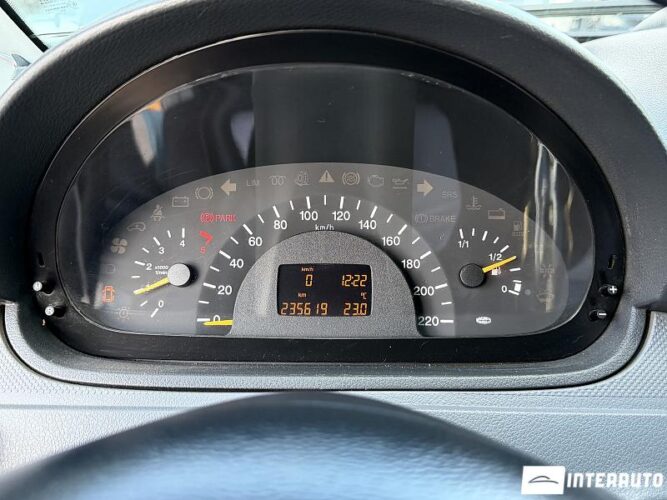 Mercedes Vito 36 mercedes Vito 2004