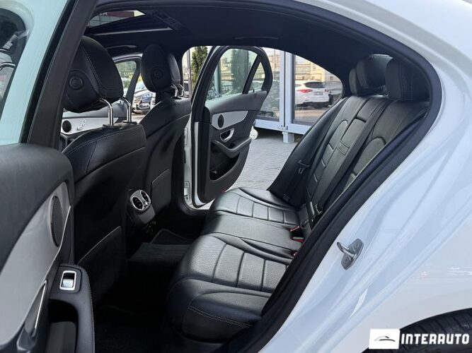 Mercedes C 350e 47 mercedes C 350e 2018
