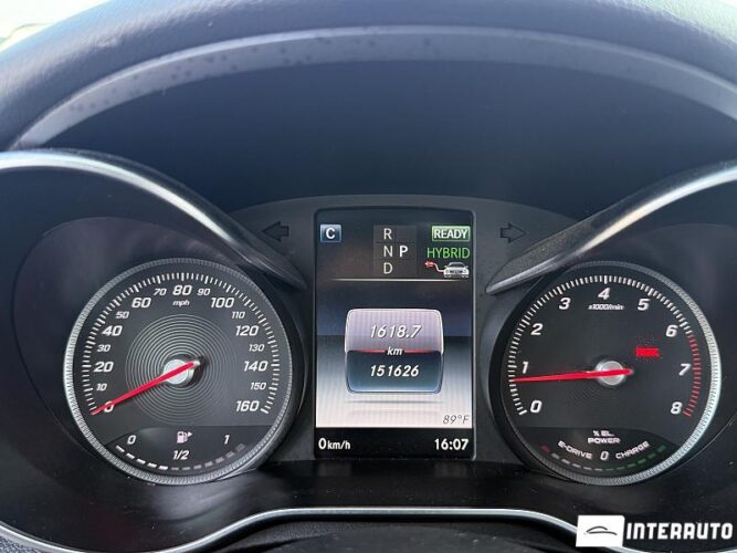 Mercedes C 350e 42 mercedes C 350e 2018