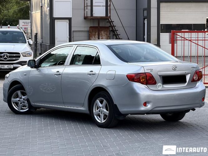 Toyota Corolla 29 toyota Corolla 2010