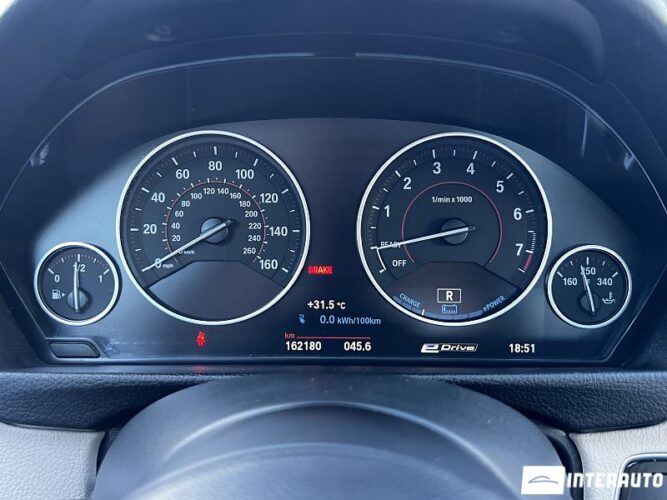 bmw 330E 2017