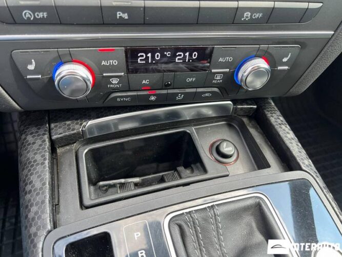 audi A6 2012