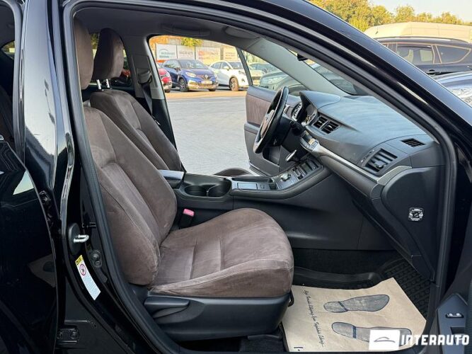 lexus CT 200h 2012